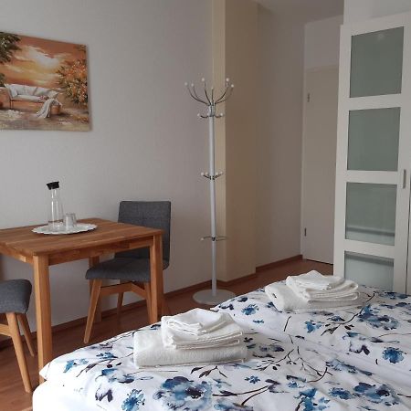 Gastezimmer Rosi Bad Klosterlausnitz Luaran gambar